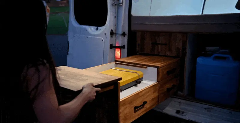 Pull out kitchen